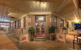 Windsor Hotel Miles